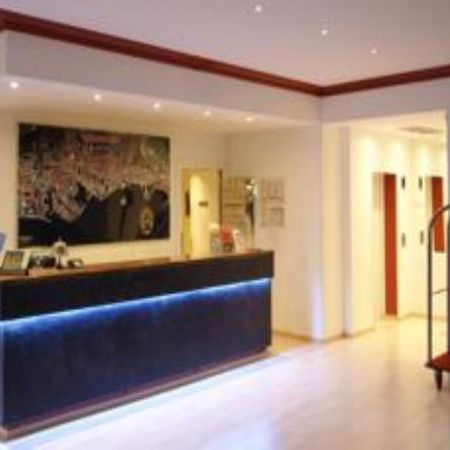 Ambassador-Monaco Hotel Nội địa bức ảnh