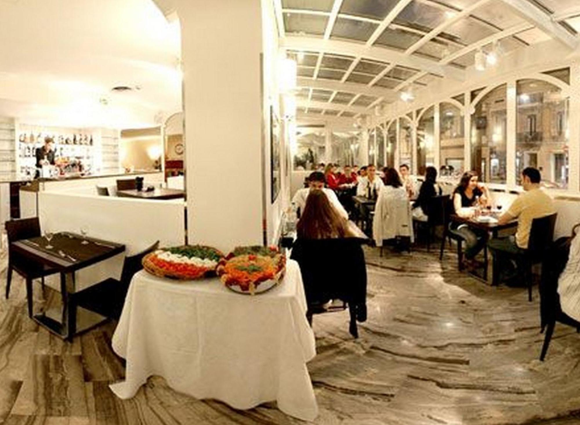 Ambassador-Monaco Hotel Ngoại thất bức ảnh