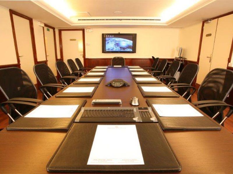 Ambassador-Monaco Hotel Ngoại thất bức ảnh