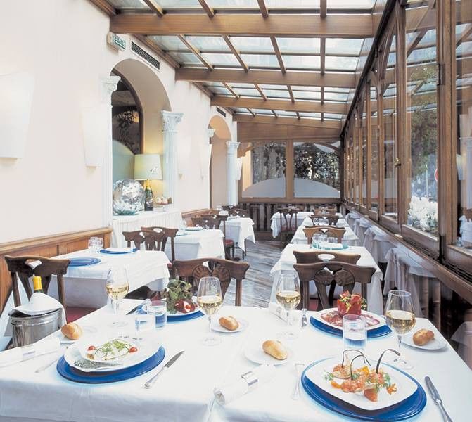 Ambassador-Monaco Hotel Nhà hàng bức ảnh
