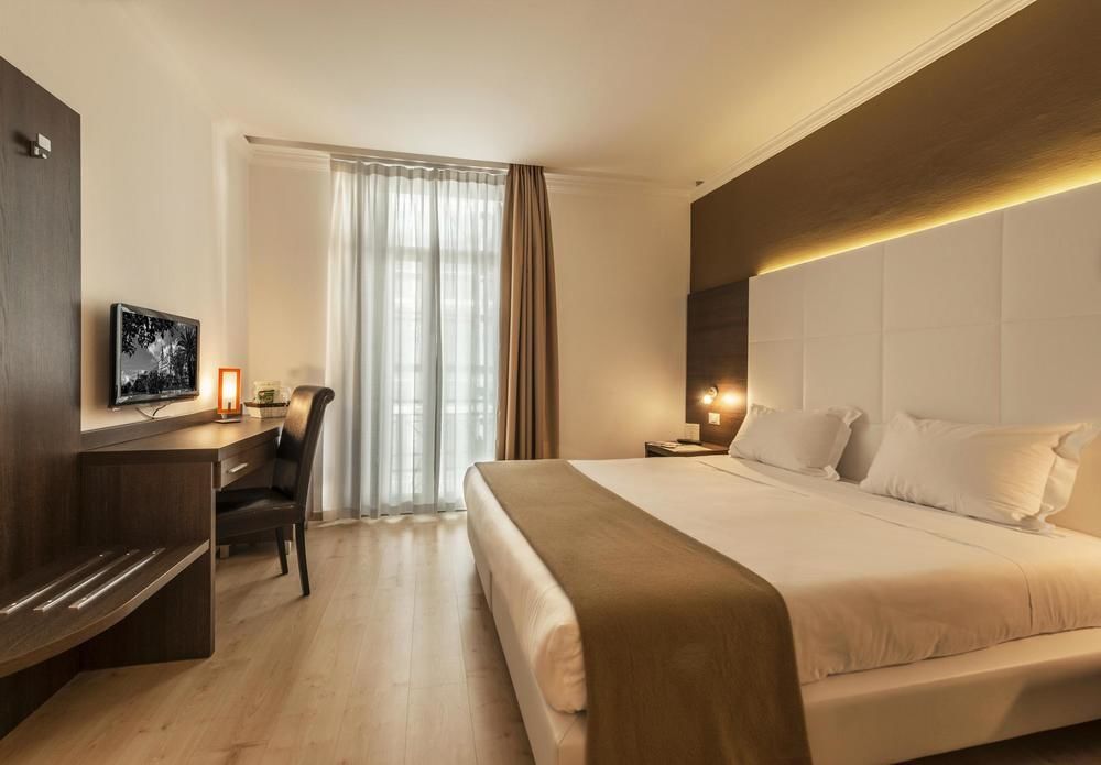 Ambassador-Monaco Hotel Ngoại thất bức ảnh