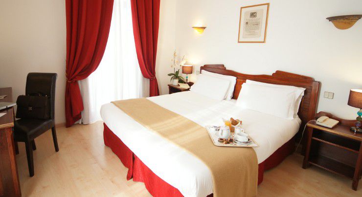 Ambassador-Monaco Hotel Phòng bức ảnh